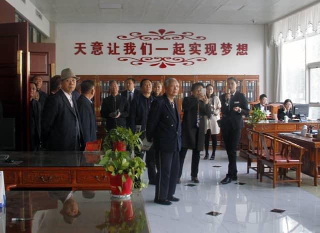 兗州區(qū)人大、政協(xié)領導蒞臨天意機械參觀考察