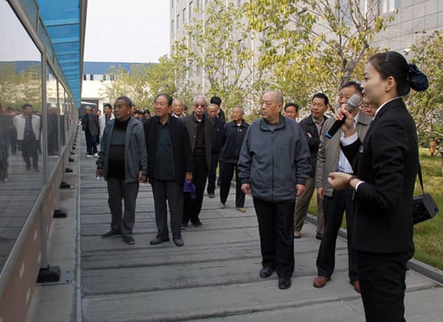 兗州區(qū)人大、政協(xié)領導蒞臨天意機械參觀考察