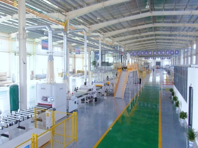 外墻保溫裝飾一體化系統(tǒng)生產(chǎn)線：高效節(jié)能、智能環(huán)保的建筑生產(chǎn)利器