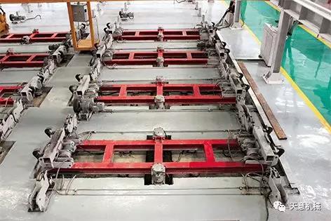 1565515394548684.jpg 振動(dòng)臺(tái).jpg